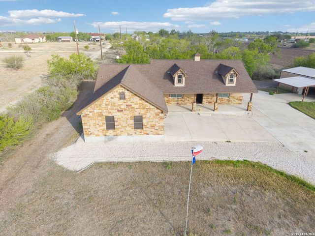 6197 Pfeil Rd, Schertz, TX 78154