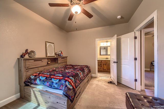 6197 Pfeil Rd, Schertz, TX 78154