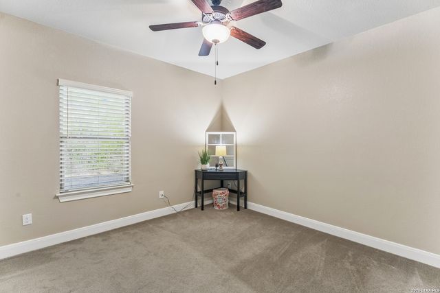6197 Pfeil Rd, Schertz, TX 78154