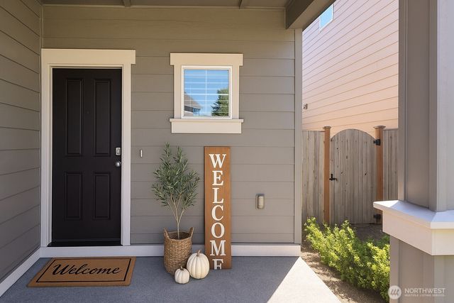 2826 Anna Street NE, Lacey, WA 98502