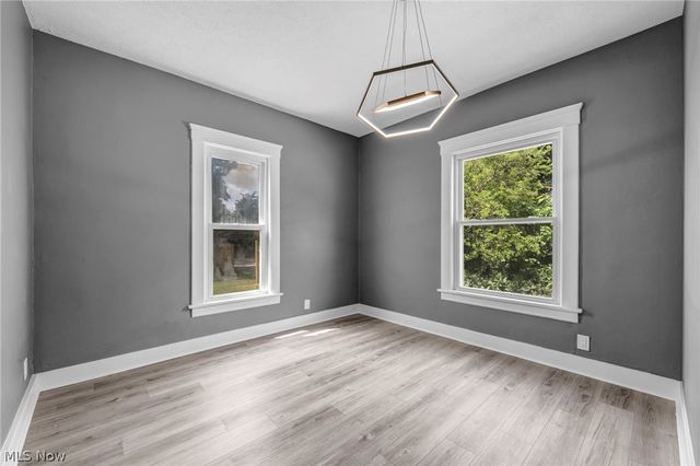 1009 W 10th Street, Lorain, OH 44052