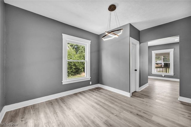 1009 W 10th Street, Lorain, OH 44052
