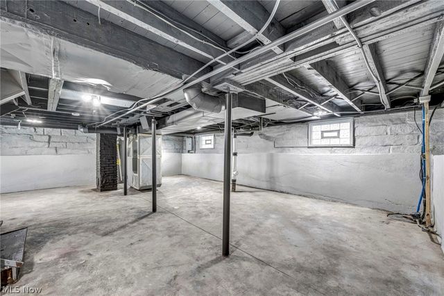 1009 W 10th Street, Lorain, OH 44052