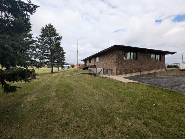 3437 Airport Road, Portage, IN 46368