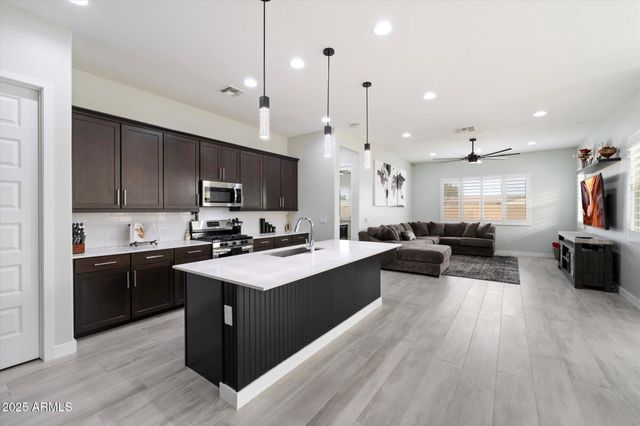 20954 E Camacho Court, Queen Creek, AZ 85142