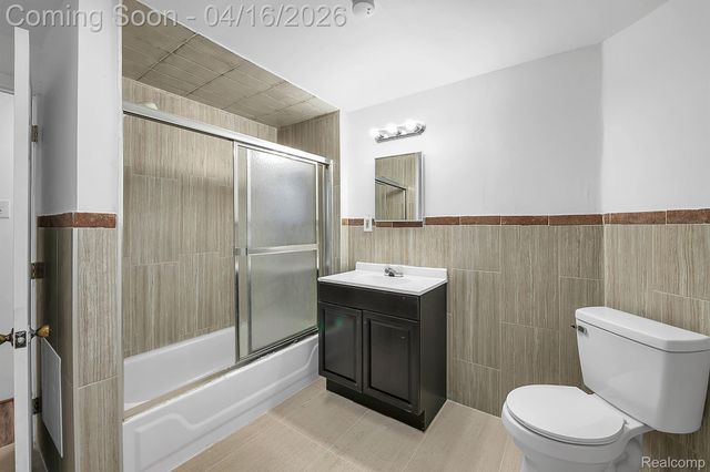 25439 New York Street, Dearborn Heights, MI 48125