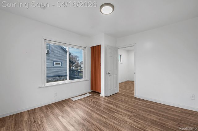 25439 New York Street, Dearborn Heights, MI 48125