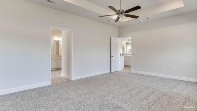 5567 Briset St, Milton, FL 32583
