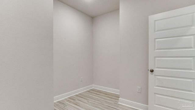 5567 Briset St, Milton, FL 32583