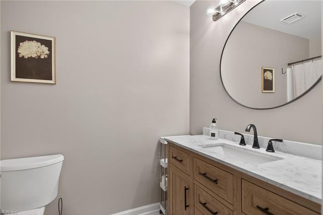 3944 Roebling LN, Virginia Beach, VA 23452