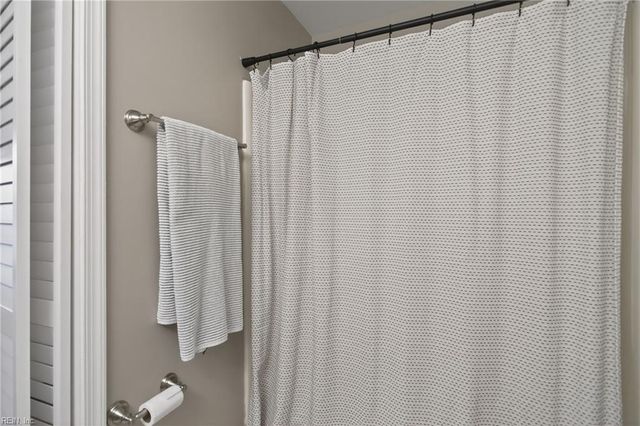 3944 Roebling LN, Virginia Beach, VA 23452