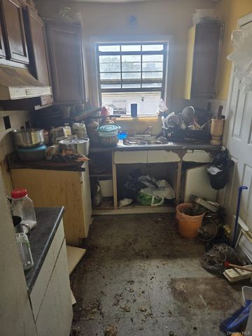 2105 Seward Avenue, Bronx, NY 10473