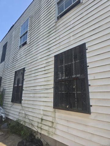 2105 Seward Avenue, Bronx, NY 10473