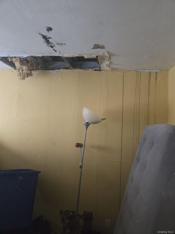 2105 Seward Avenue, Bronx, NY 10473