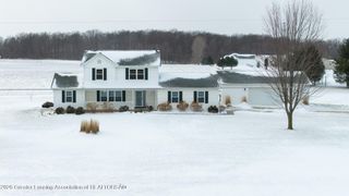 1059 Tori Trail, Charlotte, MI 48813