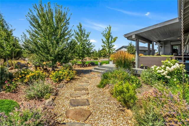 60870 Billadeau, Other, CA 97702