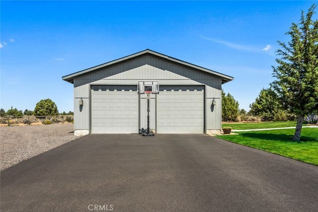 60870 Billadeau, Other, CA 97702