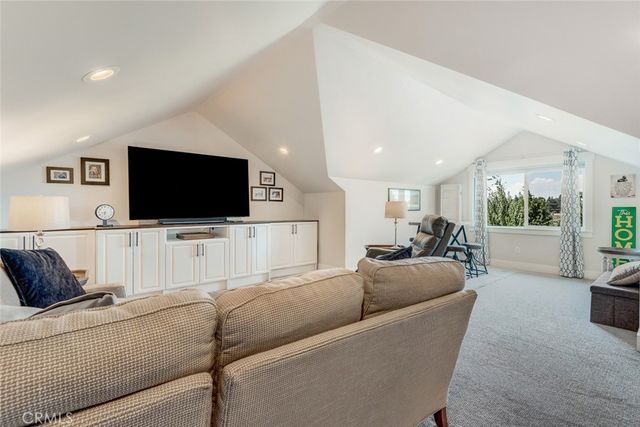60870 Billadeau, Other, CA 97702
