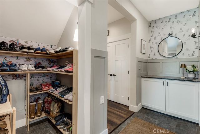 60870 Billadeau, Other, CA 97702