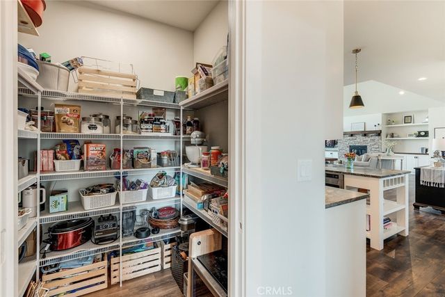 60870 Billadeau, Other, CA 97702