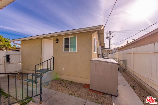 117 S Hayes Avenue, Oxnard, CA 93030