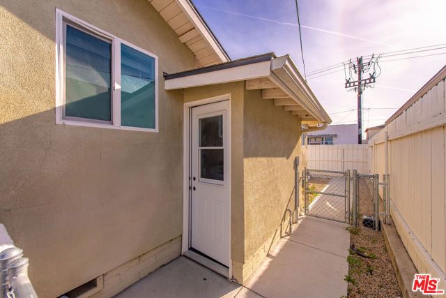 117 S Hayes Avenue, Oxnard, CA 93030
