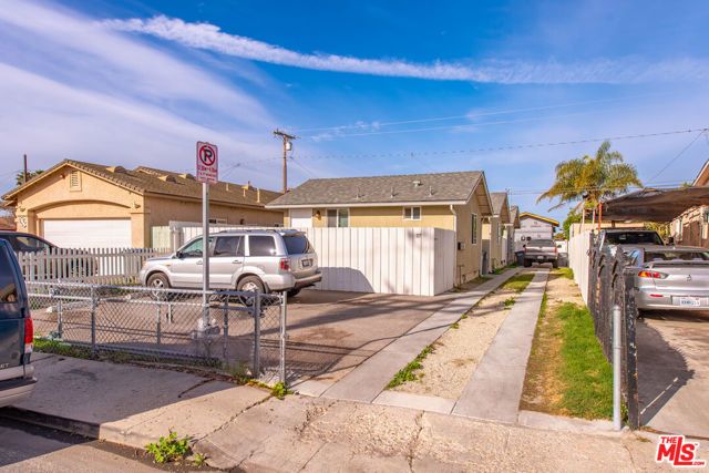 117 S Hayes Avenue, Oxnard, CA 93030