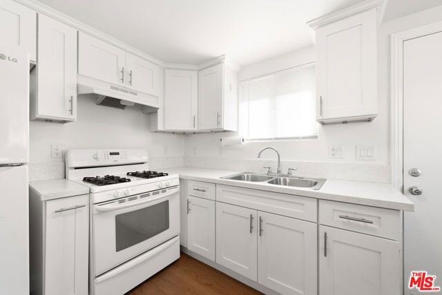 117 S Hayes Avenue, Oxnard, CA 93030