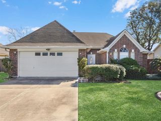 3807 Addicks Clodine Road, Houston, TX 77082