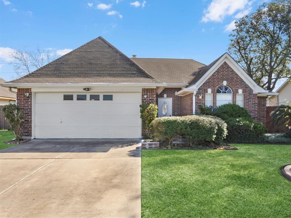 3807 Addicks Clodine Road, Houston, TX 77082