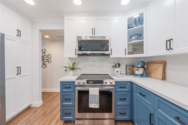 6097 E Montefino, Anaheim, CA 92807