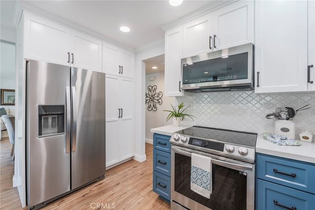 6097 E Montefino, Anaheim, CA 92807