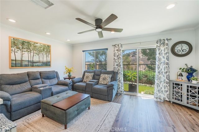 6097 E Montefino, Anaheim, CA 92807