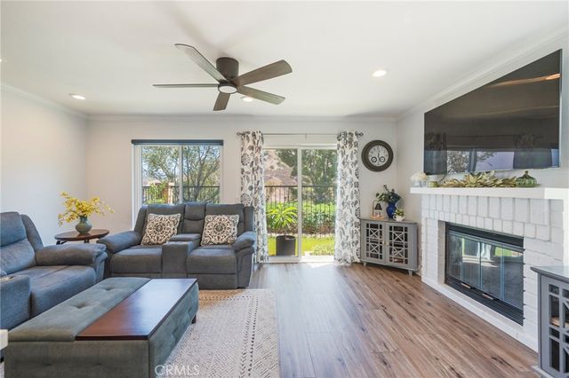 6097 E Montefino, Anaheim, CA 92807