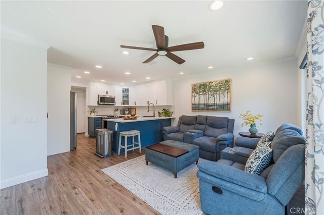 6097 E Montefino, Anaheim, CA 92807