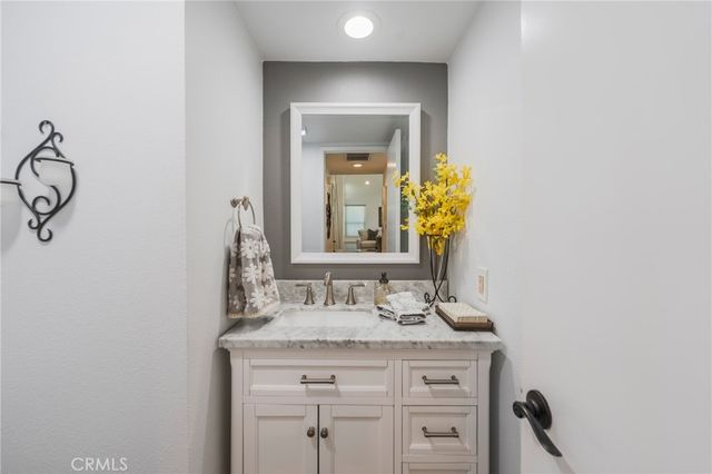 6097 E Montefino, Anaheim, CA 92807
