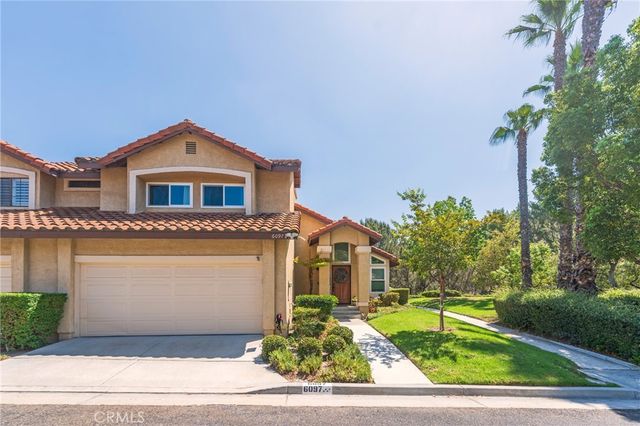 6097 E Montefino, Anaheim, CA 92807