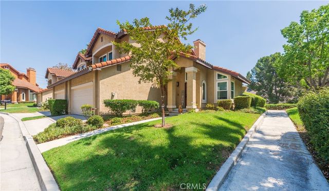6097 E Montefino, Anaheim, CA 92807
