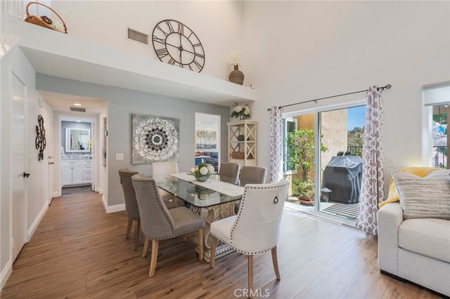 6097 E Montefino, Anaheim, CA 92807