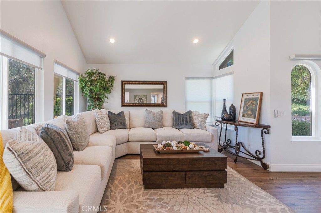 6097 E Montefino, Anaheim, CA 92807 — photo 4