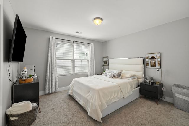 2250 Welltown Ln, Murfreesboro, TN 37128