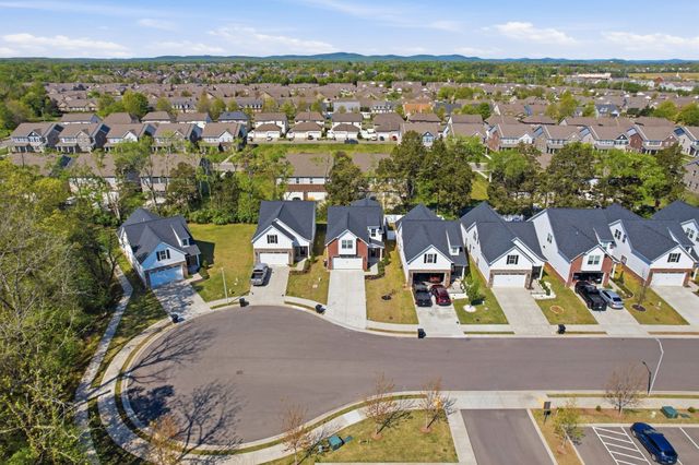 2250 Welltown Ln, Murfreesboro, TN 37128