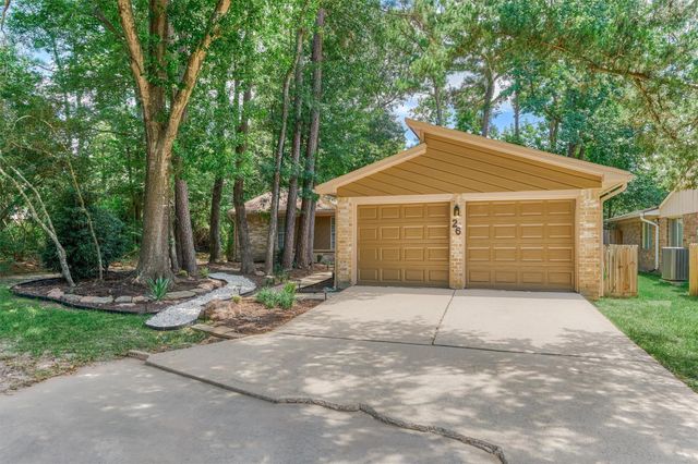 26 W Broken Oak Court, The Woodlands, TX 77381