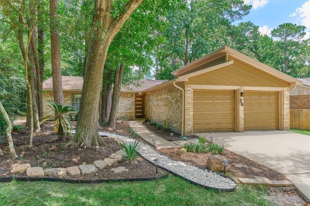 26 W Broken Oak Court, The Woodlands, TX 77381