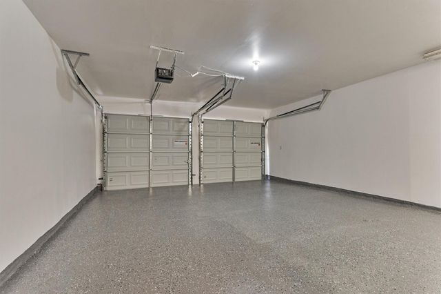 26 W Broken Oak Court, The Woodlands, TX 77381