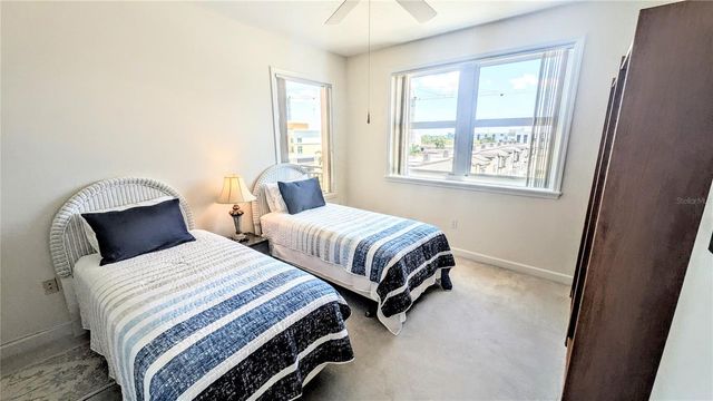 750 N TAMIAMI TRAIL 504, Sarasota, FL 34236