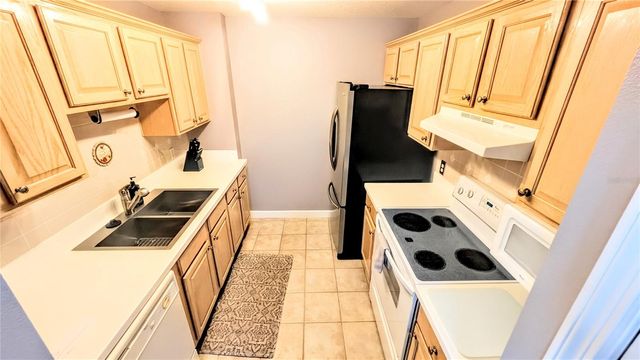 750 N TAMIAMI TRAIL 504, Sarasota, FL 34236