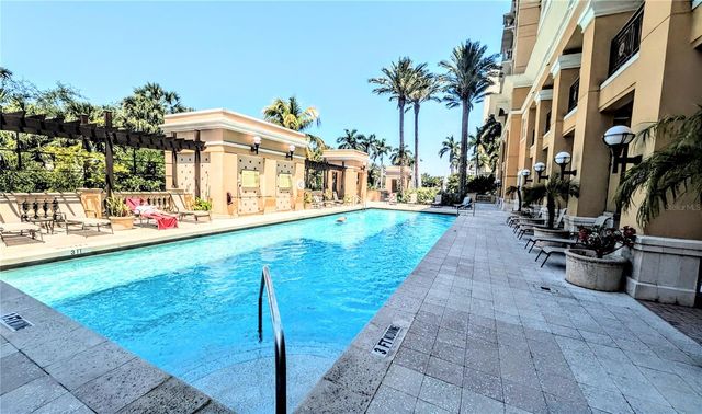 750 N TAMIAMI TRAIL 504, Sarasota, FL 34236