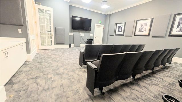 750 N TAMIAMI TRAIL 504, Sarasota, FL 34236