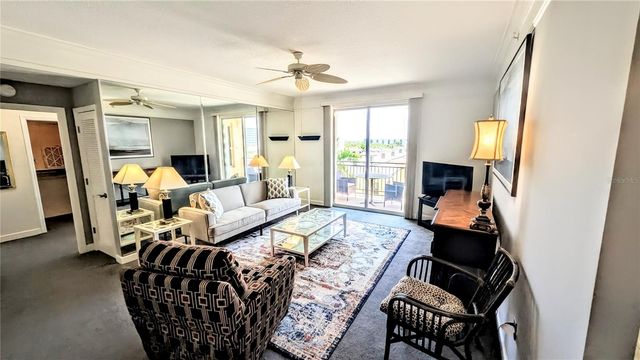 750 N TAMIAMI TRAIL 504, Sarasota, FL 34236